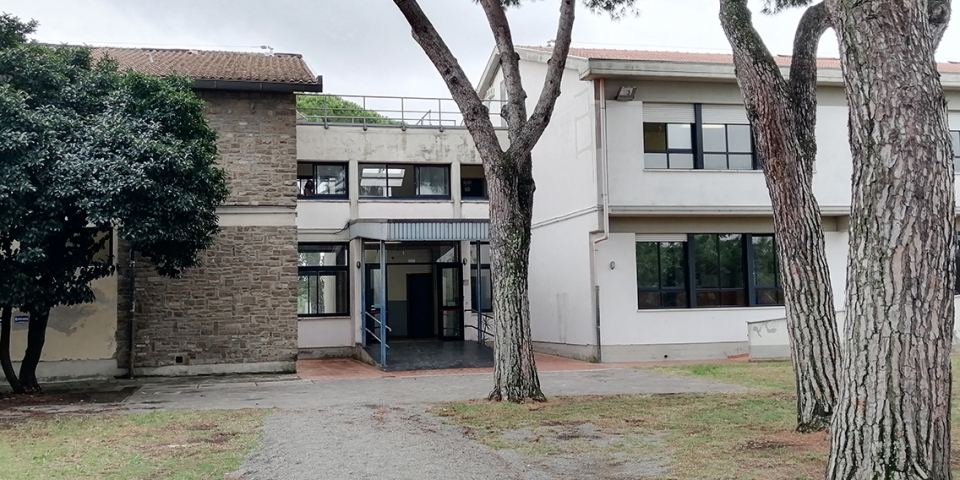 Foto Ingresso Laterale Scuola Primaria Puddu – Maliseti